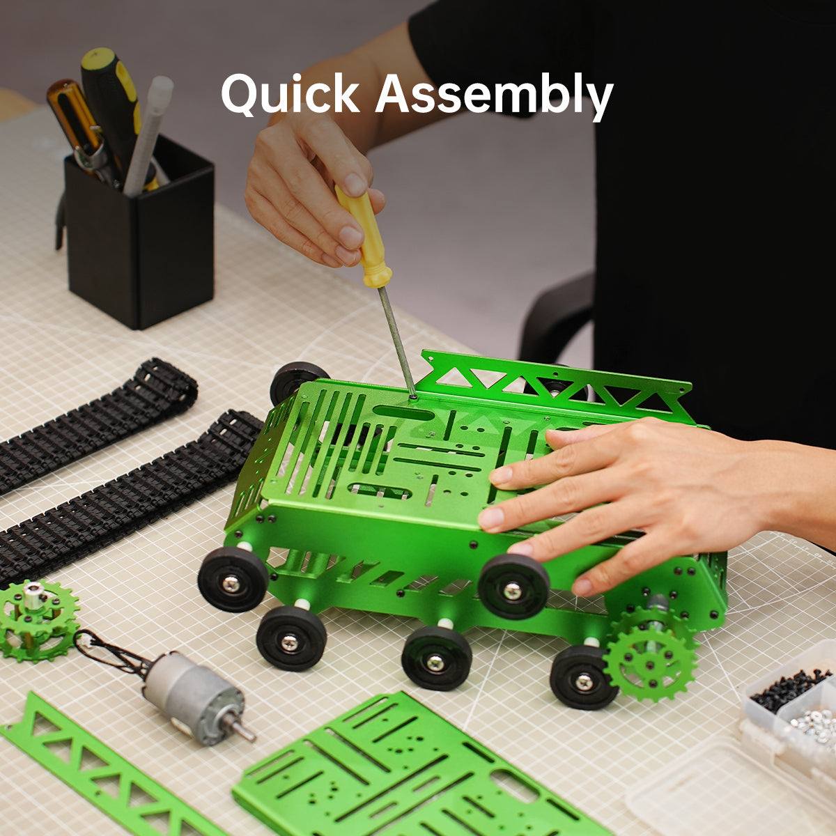 Image of Tank Car Chassis Kit Shock Absorbing DC Geared Motor Green