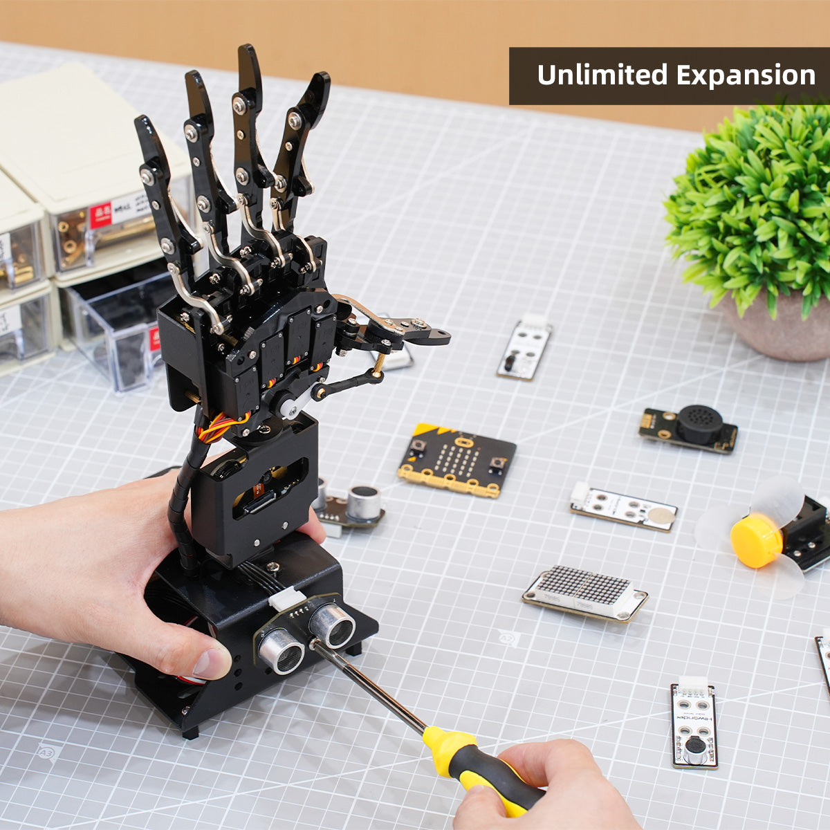 Image of AiHand Open-Source Robotic Hand micro:bit V2 WonderCam AI Vision Module